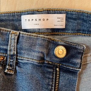 NWOT Topshop jeans size 28 (6)